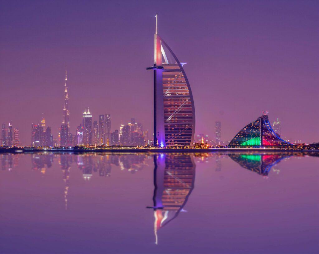 immeuble à dubaï : paysage nocturne sur le Burj Khalifa