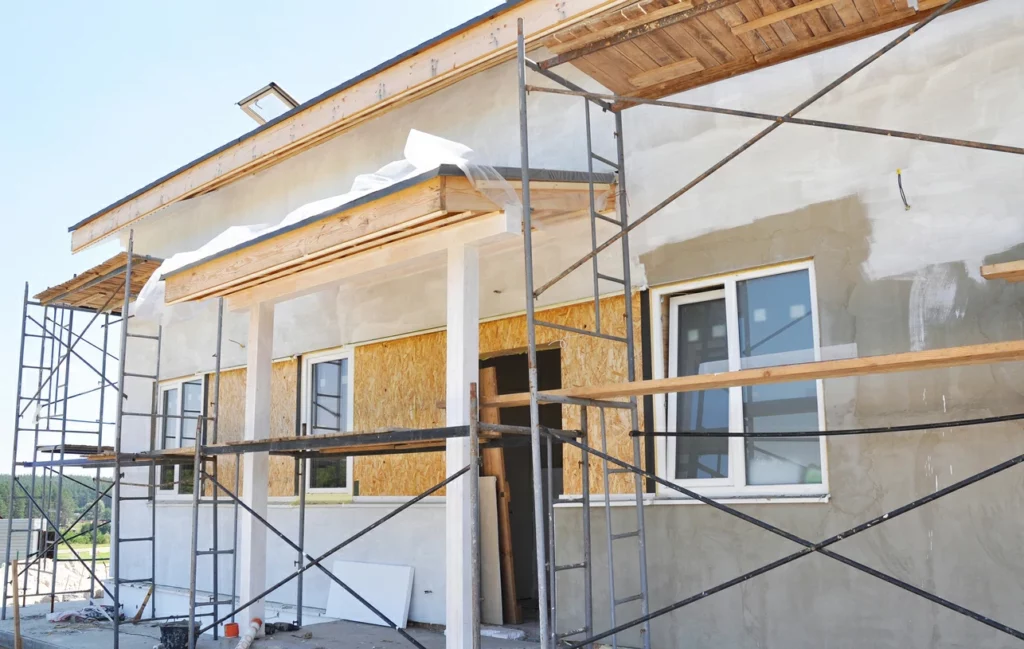 maison a renover : vue extérieure construction